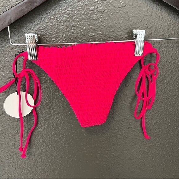 NWT Revolve x Tularosa Lacey Bottoms in Magenta - Picture 7 of 9